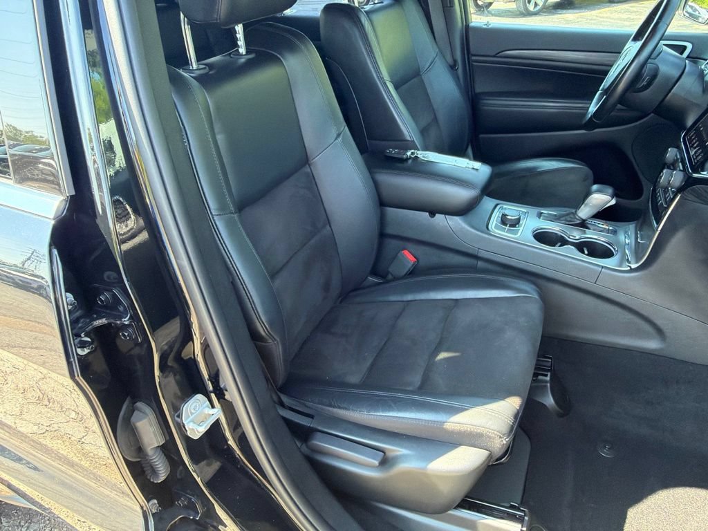 Certified 2020 Jeep Grand Cherokee Laredo w/ Quick Order Package 2BN North AWD/4WD image 33
