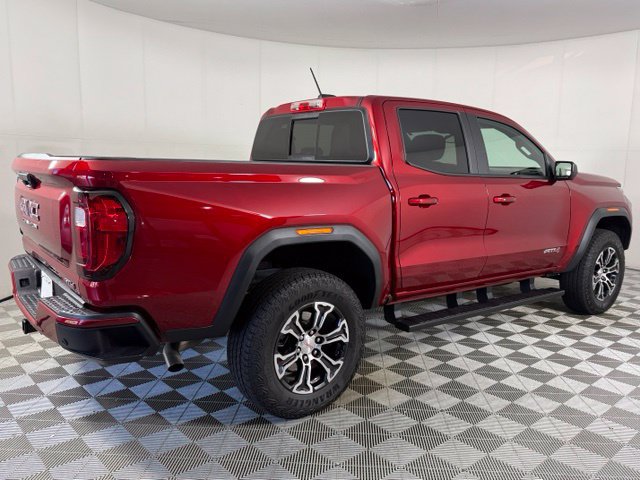 Used 2025 GMC Canyon AT4 w/ Technology Plus Package AWD/4WD image 8
