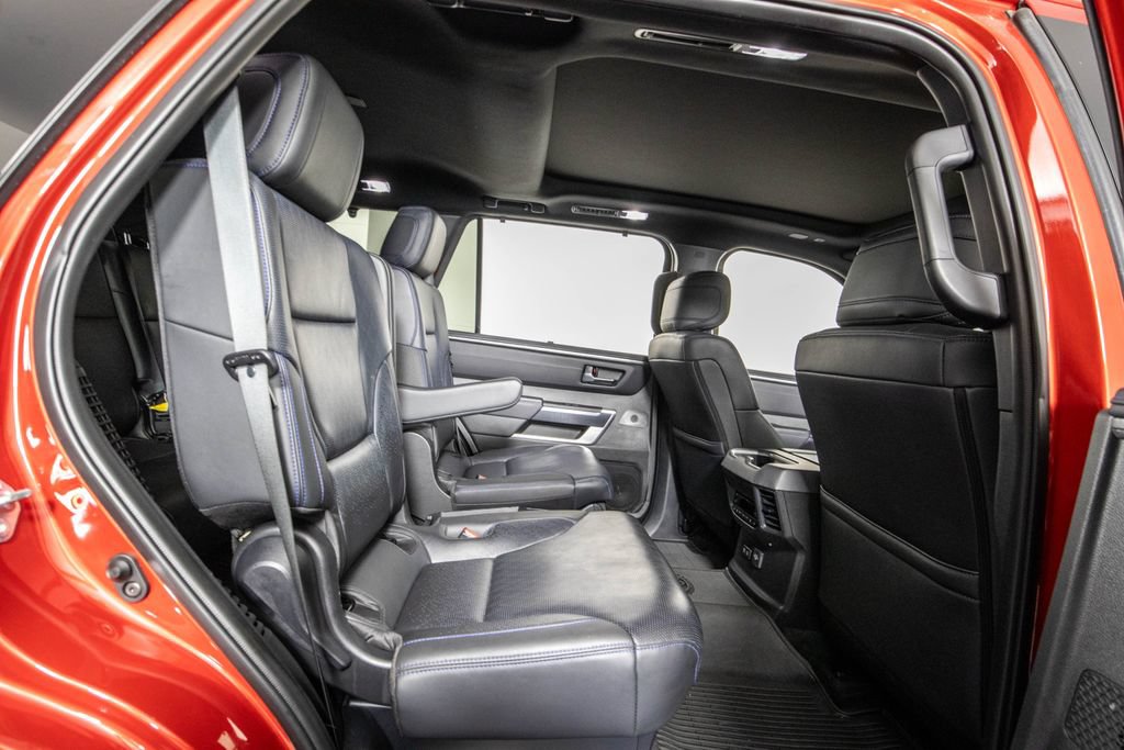 Used 2025 Toyota Sequoia Platinum AWD/4WD image 12