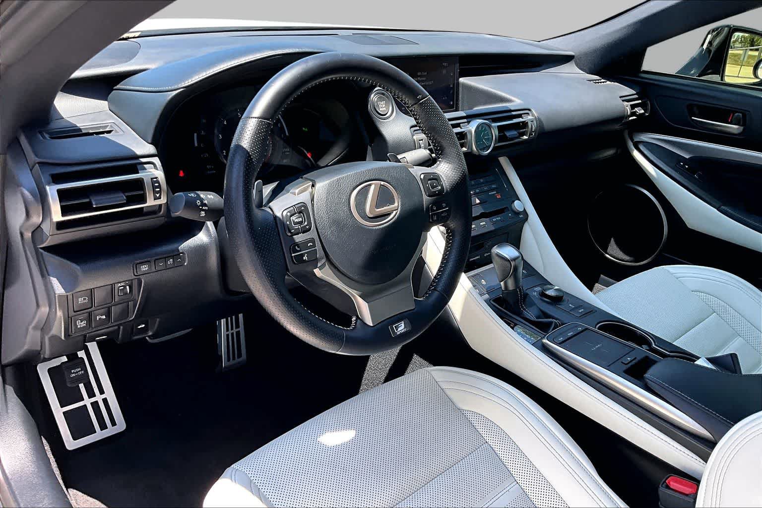 Used 2020 Lexus RC 350 F Sport w/ Accessory Package 2 RWD image 18