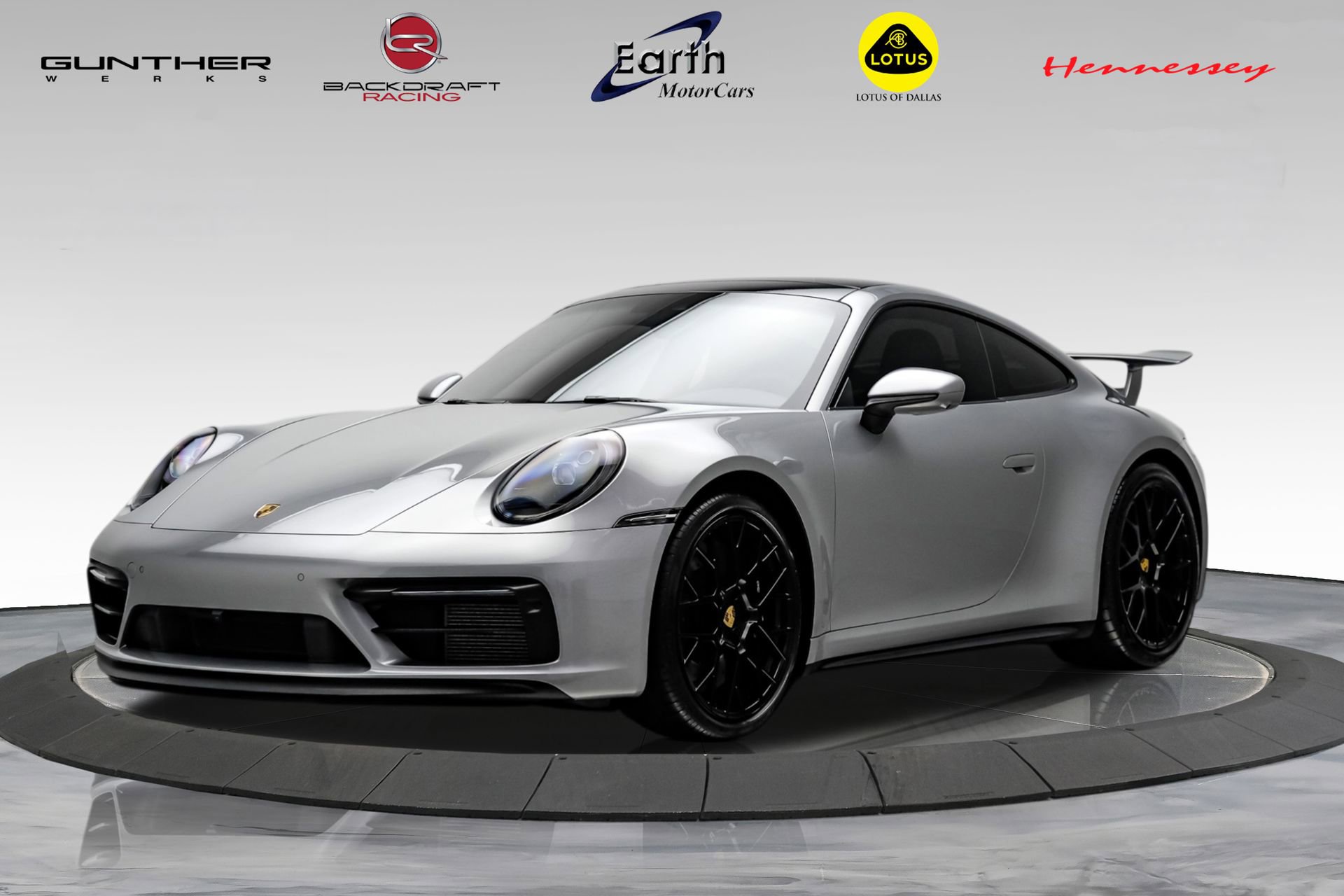 Used 2024 Porsche 911 Carrera GTS RWD image 1