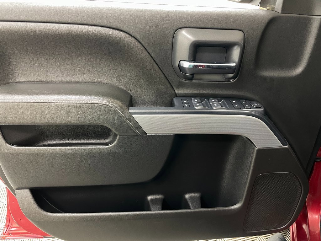 Certified 2019 Chevrolet Silverado 1500 LT w/ All Star Edition image 23