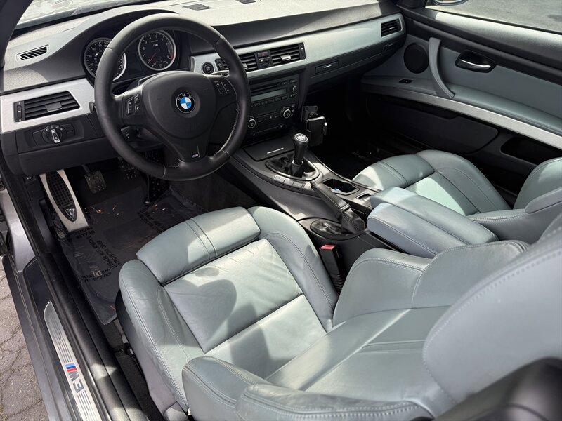 Used 2009 BMW M3 Convertible RWD image 9