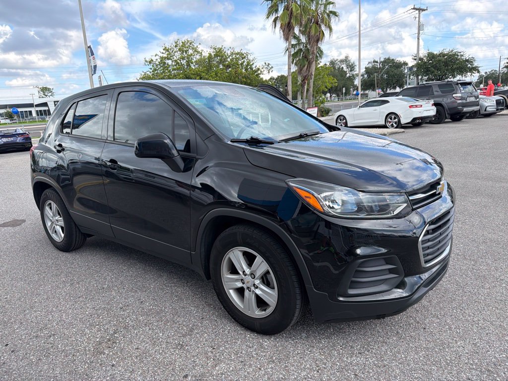 Used 2020 Chevrolet Trax LS FWD image 13