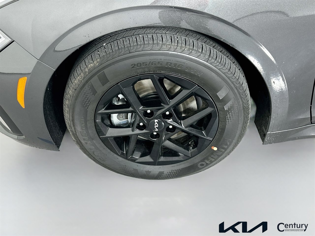New 2026 Kia K5 LXS FWD image 18