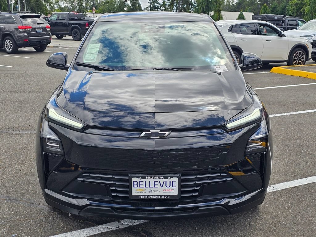 New 2027 Chevrolet Bolt LT w/ Comfort Package FWD image 8
