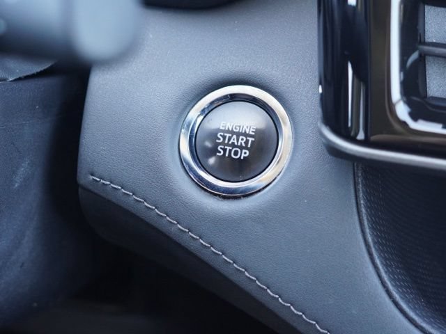 Used 2023 Toyota Highlander XLE FWD image 26
