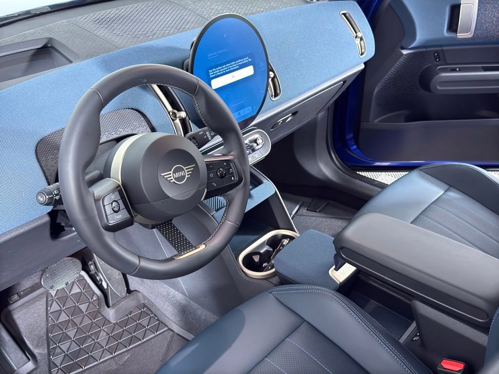 Certified 2025 MINI Cooper Countryman S AWD/4WD image 11