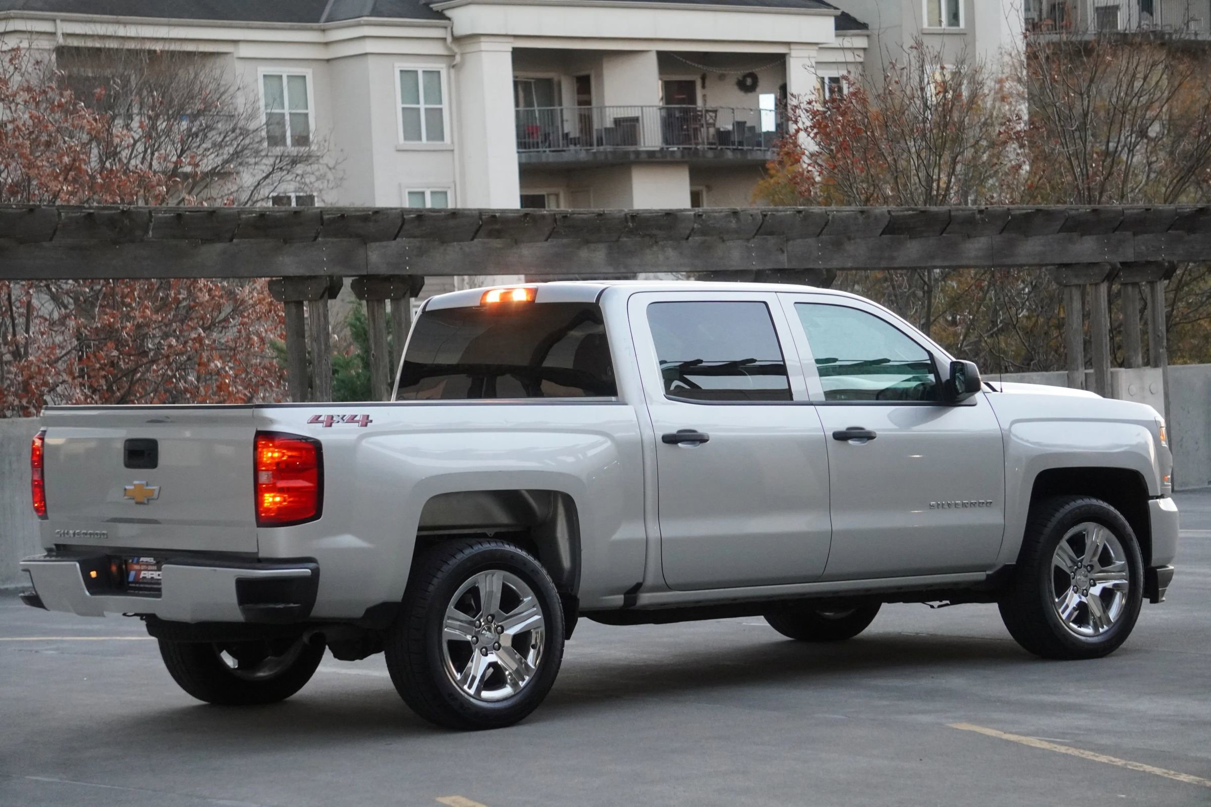 Used 2018 Chevrolet Silverado 1500 Custom w/ Custom Convenience Package AWD/4WD image 32