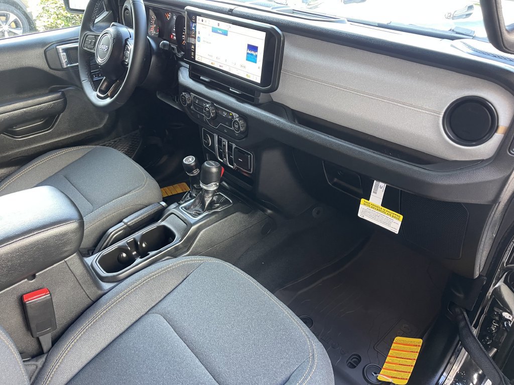 New 2026 Jeep Gladiator Sport AWD/4WD image 24