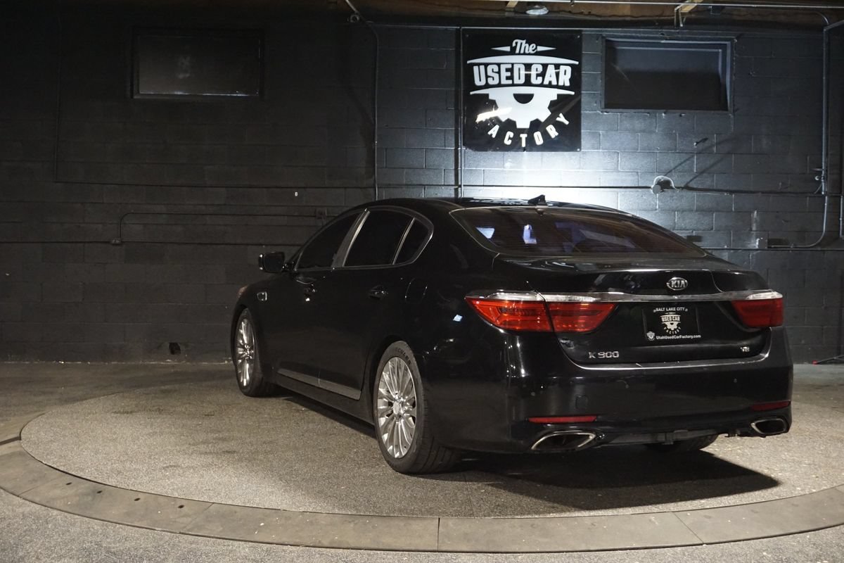 Used 2016 Kia K900 Luxury RWD image 4