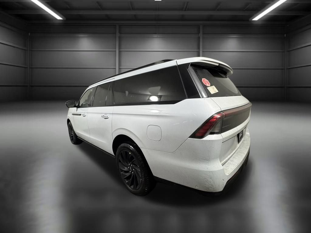 New 2025 Lincoln Navigator L Reserve w/ Jet Appearance Package image 3