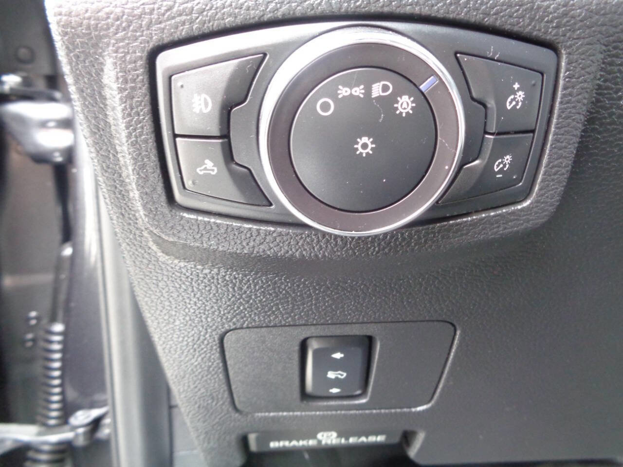 Used 2017 Ford F250 Lariat w/ Chrome Package image 43