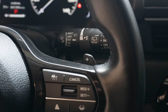Used 2025 Honda Pilot EX-L image 32
