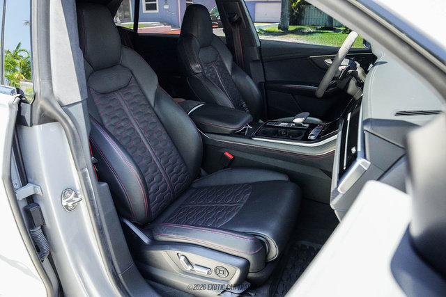 Used 2024 Audi RS Q8 AWD/4WD image 41