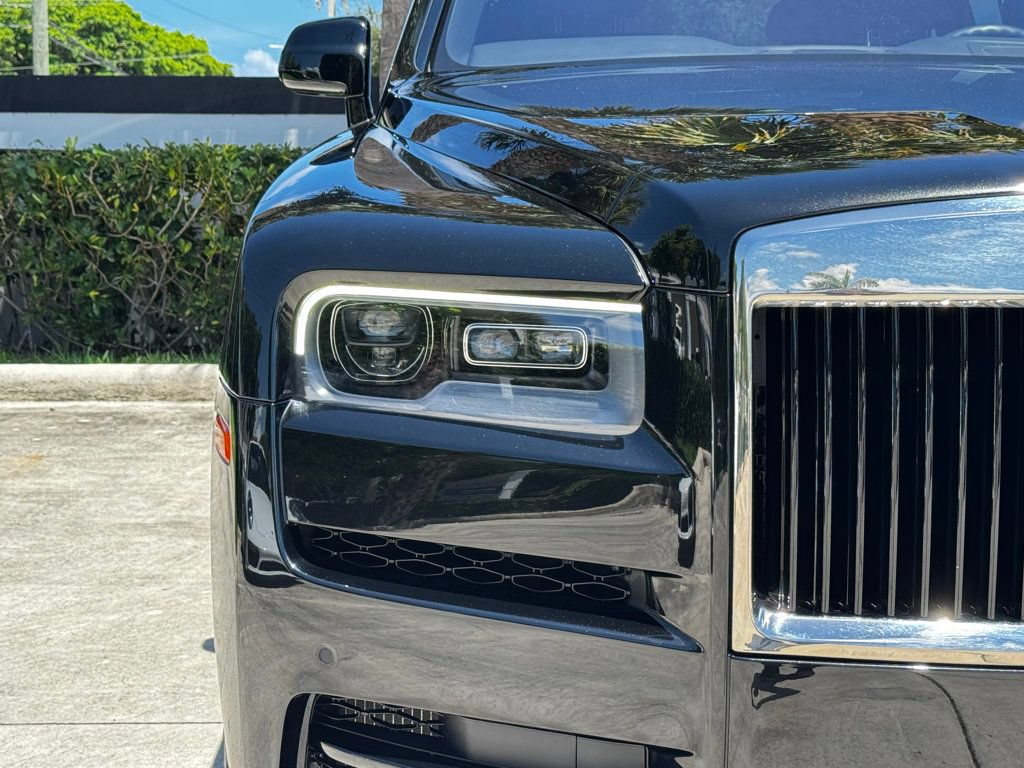 Used 2021 Rolls-Royce Cullinan AWD/4WD image 14