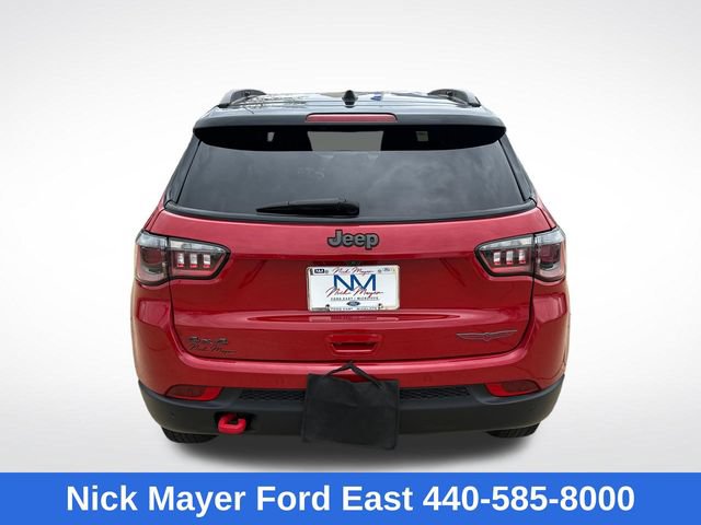 Used 2024 Jeep Compass Trailhawk AWD/4WD image 7