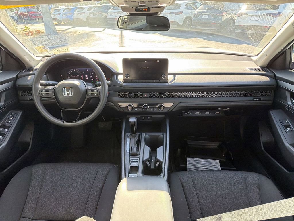 Certified 2025 Honda Accord LX image 10