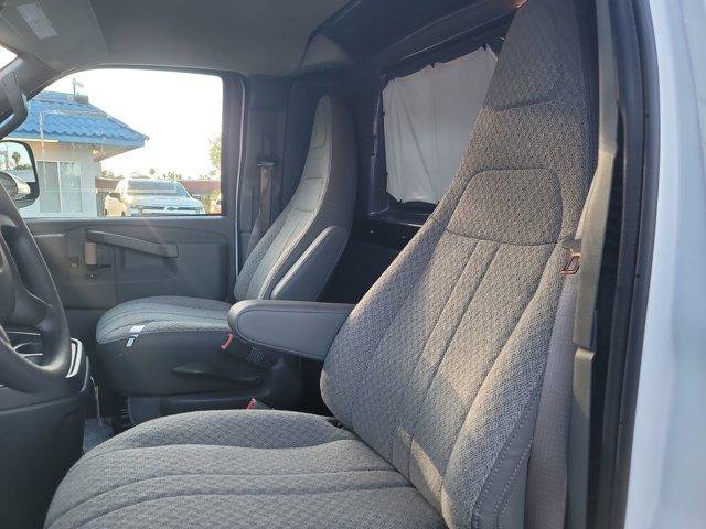 New 2025 Chevrolet Express 2500 w/ Driver Convenience Package RWD image 17