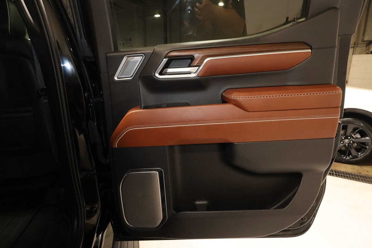 Certified 2024 GMC Sierra 1500 Denali Ultimate AWD/4WD image 22