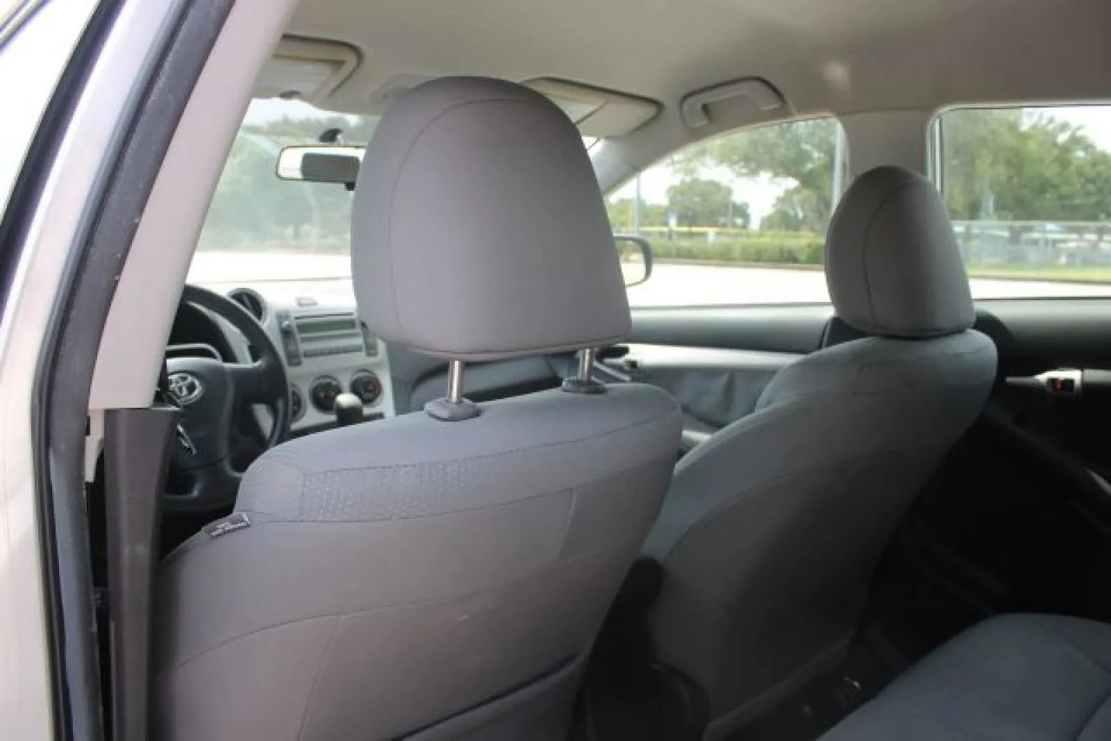 Used 2009 Toyota Matrix FWD image 15