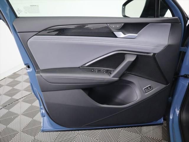 New 2026 Volkswagen Tiguan SE R-Line image 24