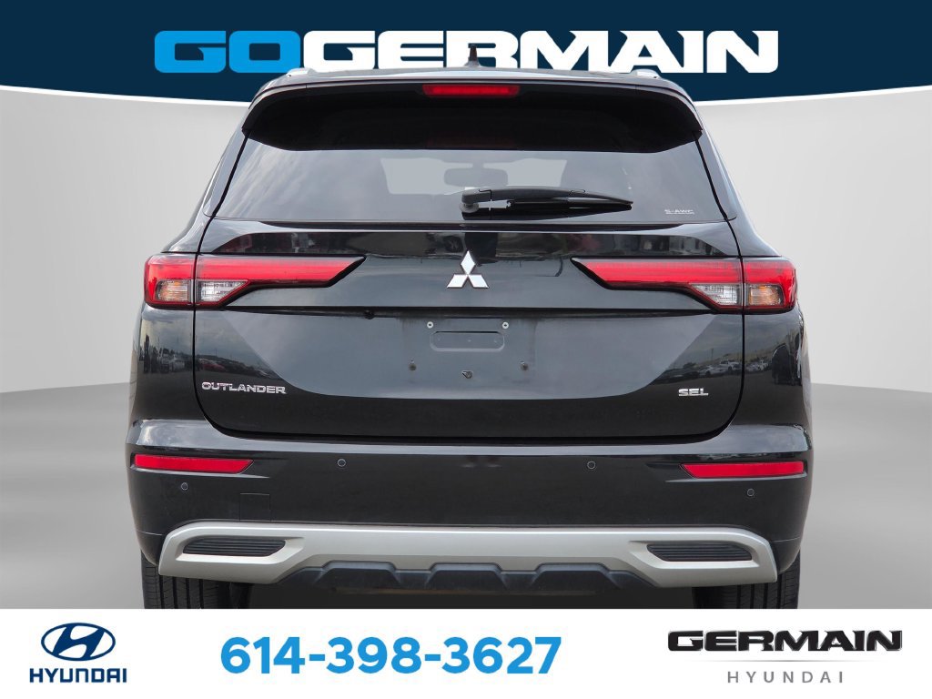 Used 2023 Mitsubishi Outlander SEL AWD/4WD image 9