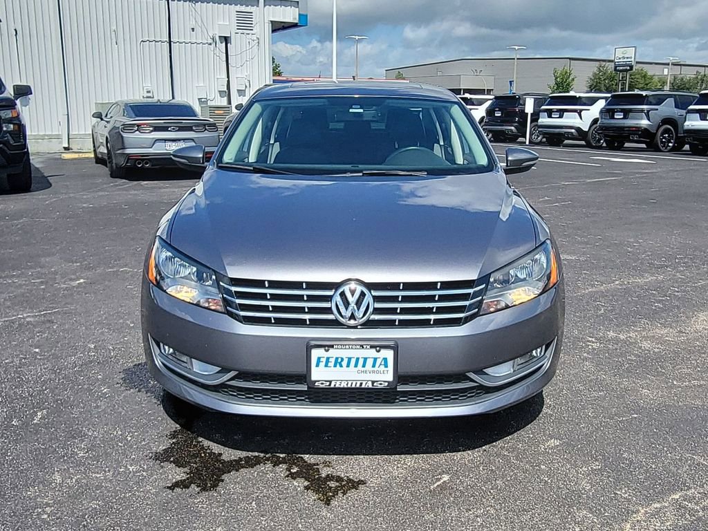 Used 2012 Volkswagen Passat TDI SEL Premium FWD image 29