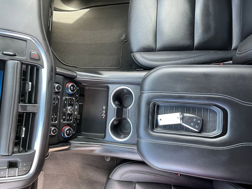 Used 2023 Chevrolet Tahoe LT w/ Luxury Package AWD/4WD image 23
