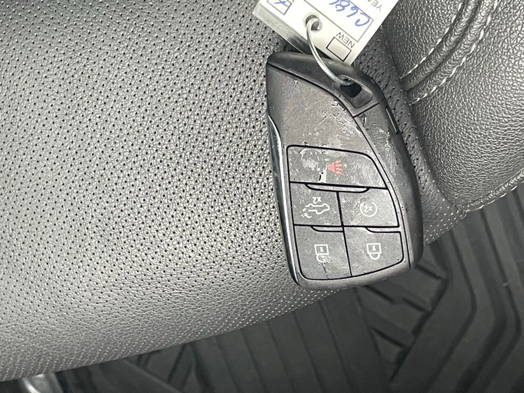 Certified 2024 Chevrolet Silverado 1500 LTZ image 36