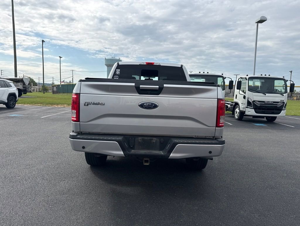 Used 2016 Ford F150 XLT w/ Equipment Group 302A Luxury AWD/4WD image 2
