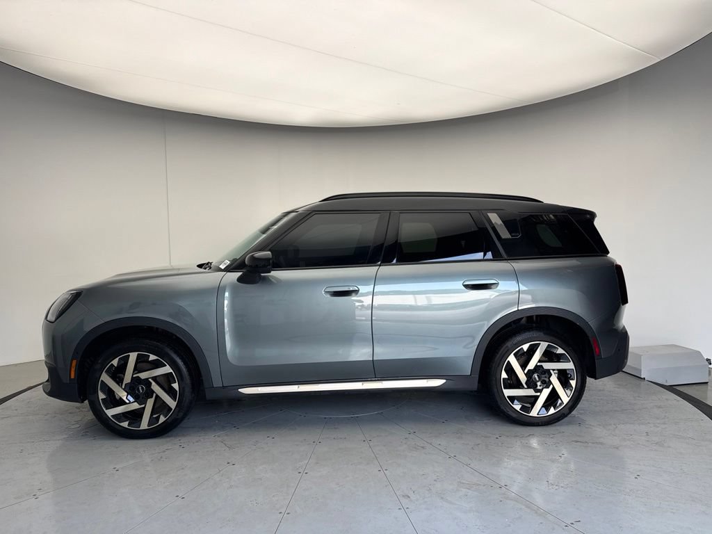 Used 2025 MINI Cooper Countryman S w/ Comfort Package Max AWD/4WD image 2