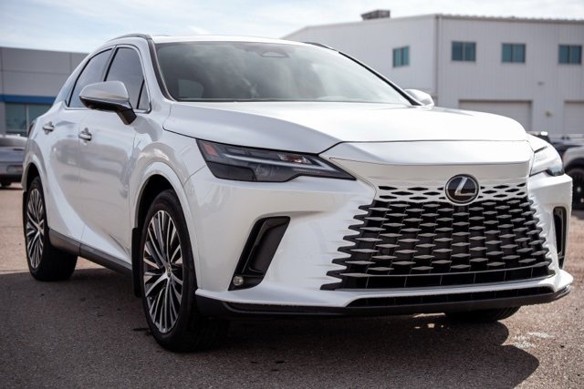 Used 2023 Lexus RX 350 AWD image 3