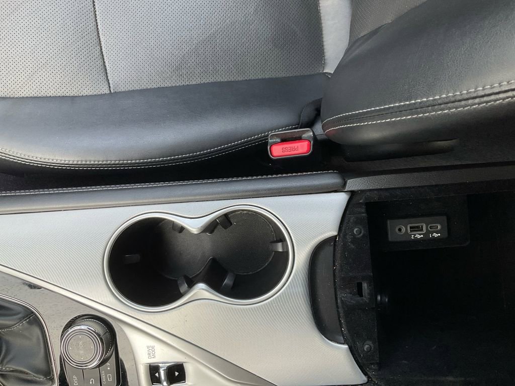 Used 2022 INFINITI Q50 Luxe w/ Cargo Package image 24