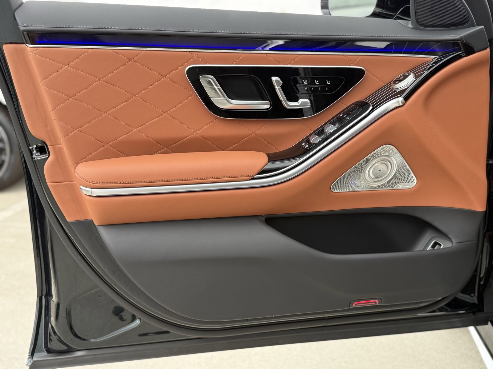 New 2026 Mercedes-Benz S 580 4MATIC Sedan image 16