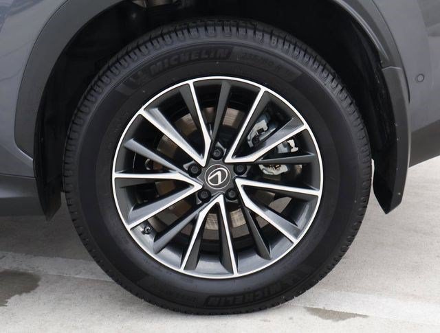 Used 2025 Lexus NX 350h AWD w/ Accessory Package (2T) image 9