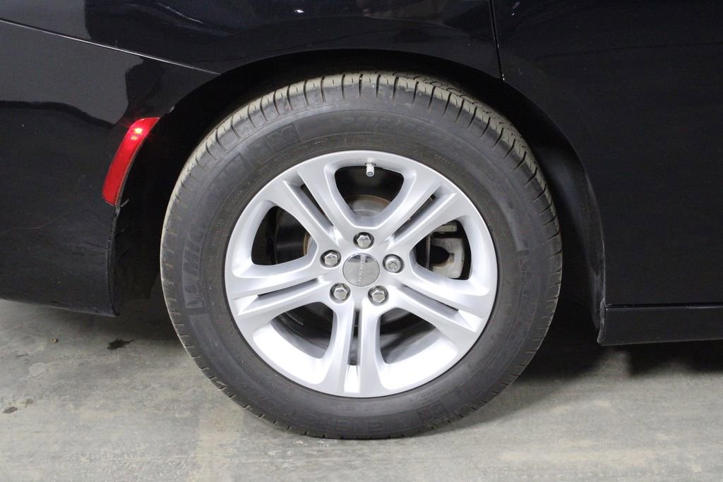 Used 2022 Dodge Charger SXT image 42