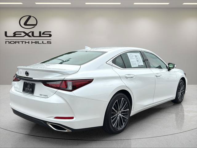 Certified 2023 Lexus ES 350 w/ Premium Package FWD image 6