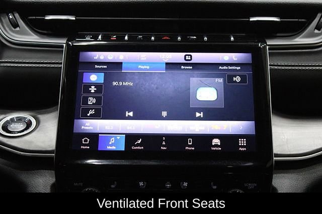 Used 2021 Jeep Grand Cherokee L Limited w/ Luxury Tech Group II image 33