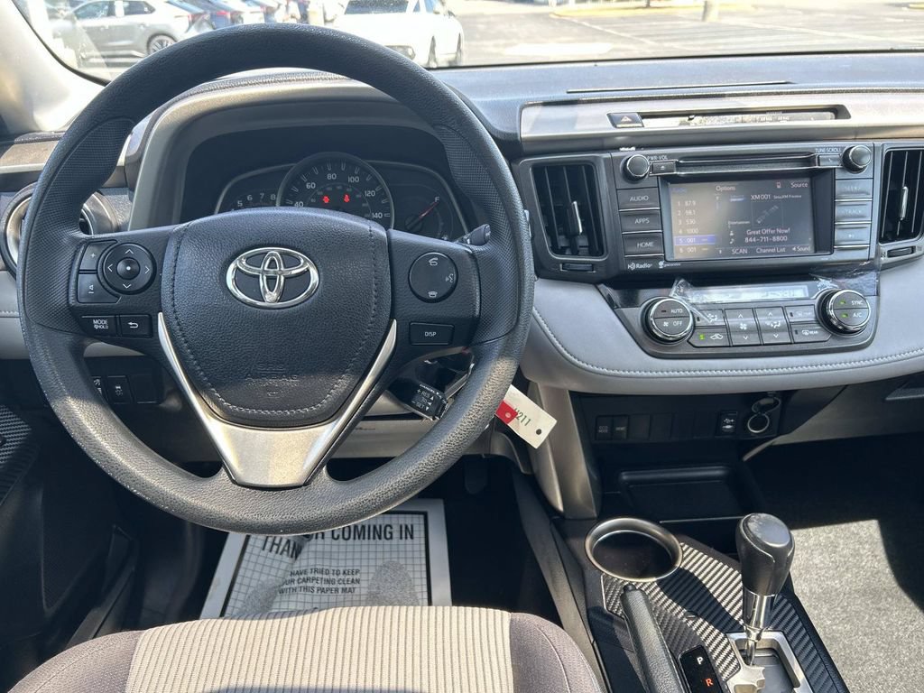Used 2015 Toyota RAV4 XLE AWD/4WD image 15