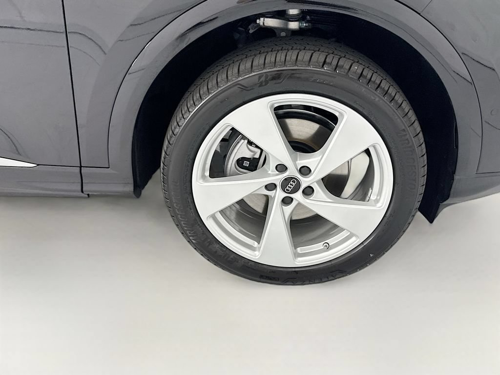 New 2026 Audi Q5 Premium Plus AWD/4WD image 31