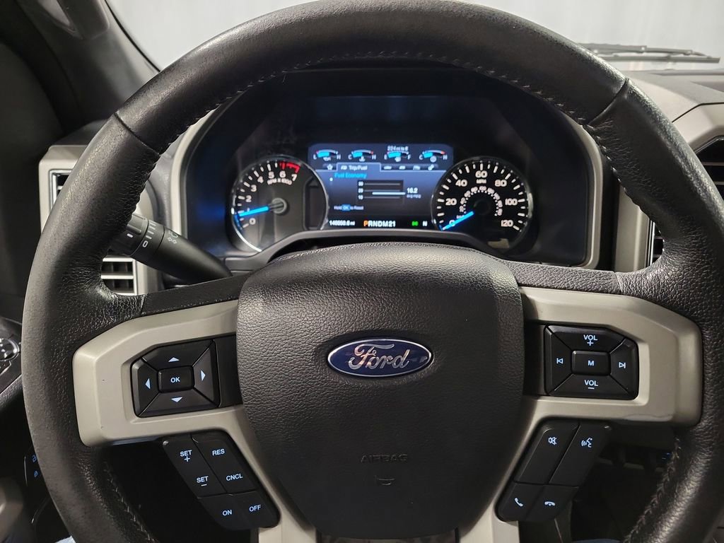 Used 2015 Ford F150 Lariat image 16