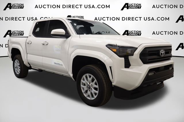 Used 2024 Toyota Tacoma SR5 image 2