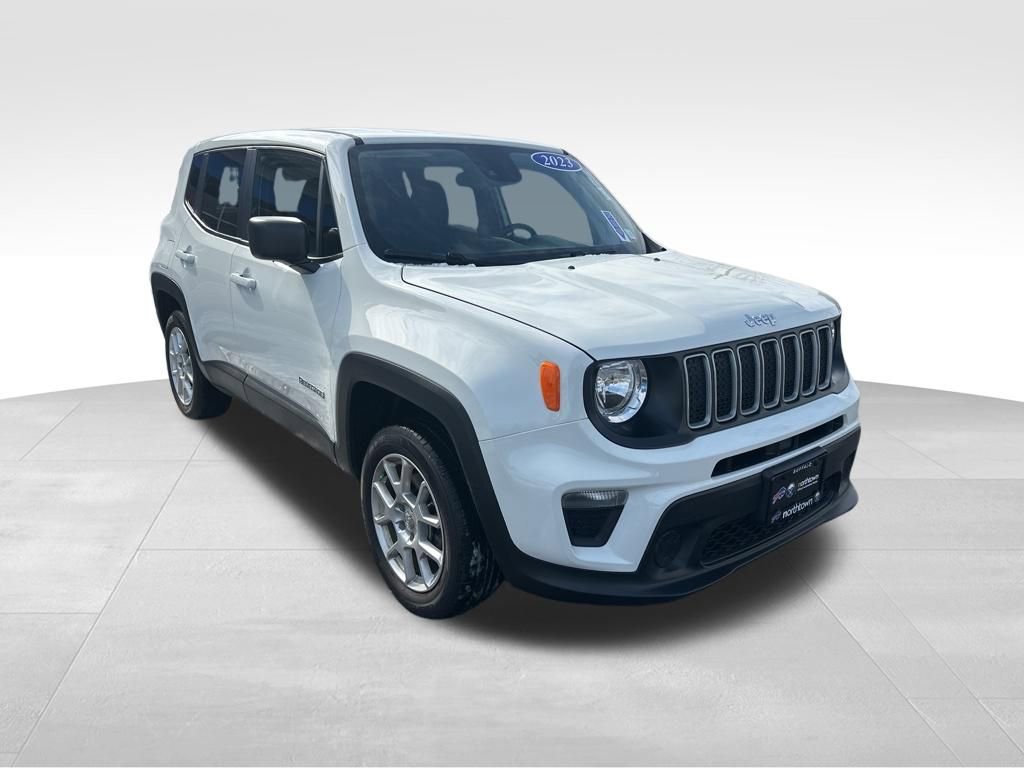Used 2023 Jeep Renegade Latitude image 8