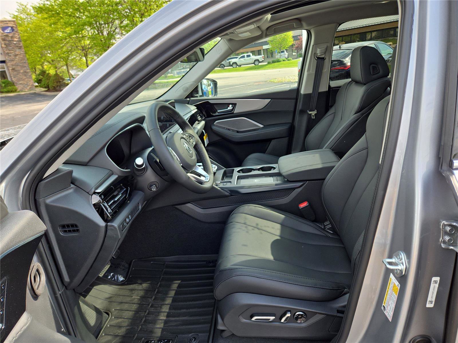 New 2026 Acura MDX SH-AWD image 17