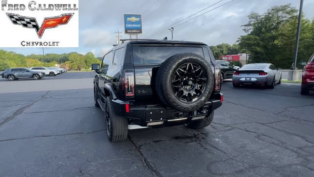 Used 2025 GMC Hummer EV 3X w/ LPO, Cargo Utility Package AWD/4WD image 7