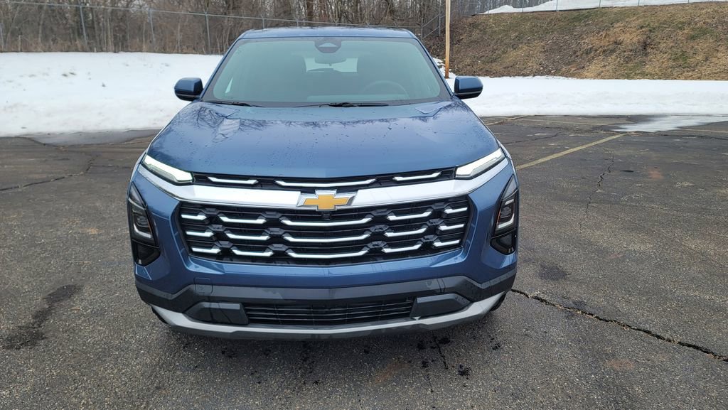 New 2026 Chevrolet Equinox LT w/ Convenience Package II image 4