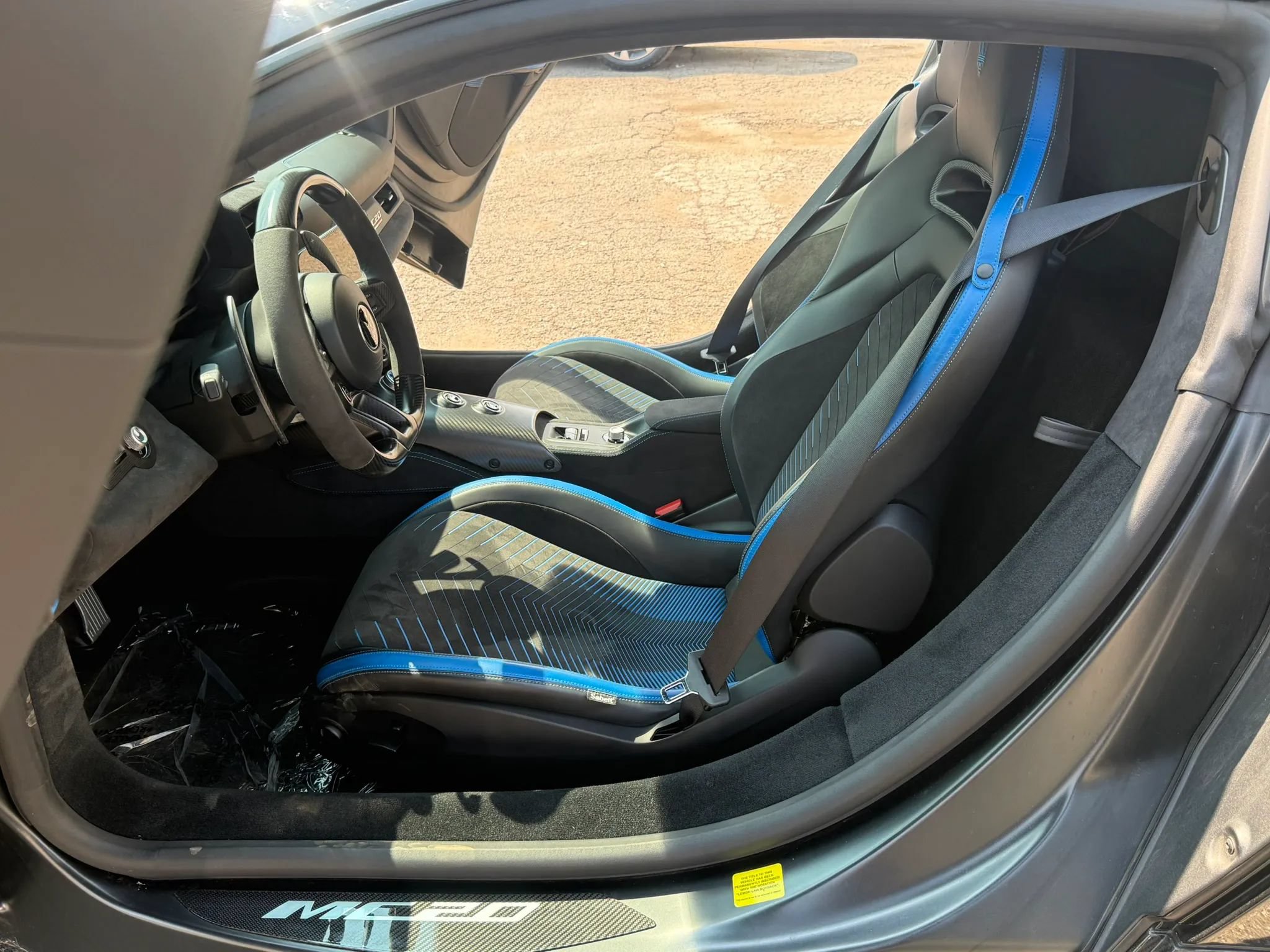 Used 2022 Maserati MC20 Coupe RWD image 23