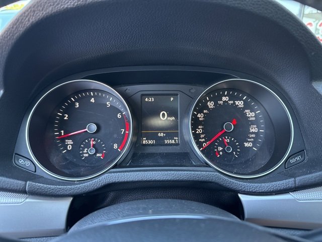 Used 2019 Volkswagen Passat 2.0T Wolfsburg image 32