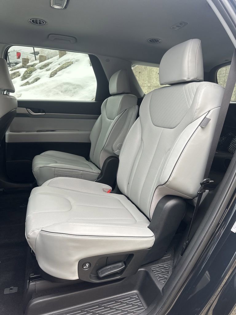 Used 2023 Hyundai Palisade SEL w/ Cargo Package image 20